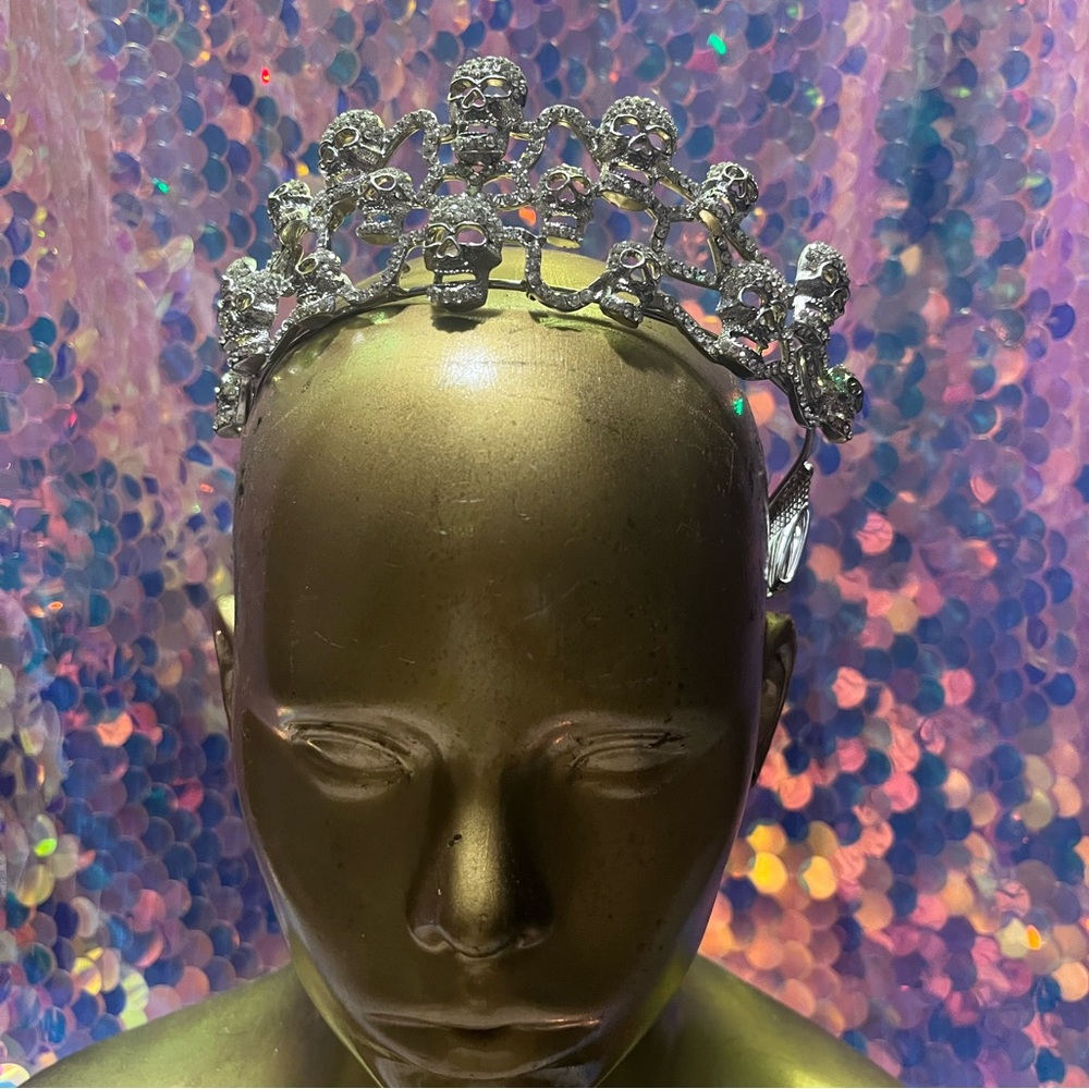 Metal skull Tiara